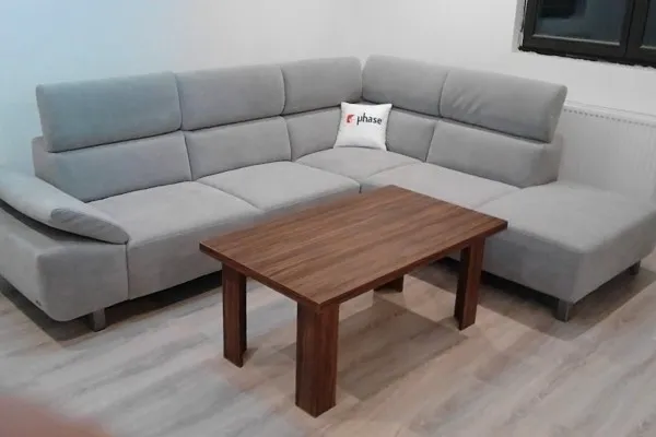 30-ročnú sedačku po rodičoch nahradila pohovka Milano