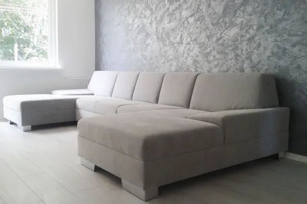 Farebné trendy na rok 2016. Svetlé sedačky budú hrať prím.