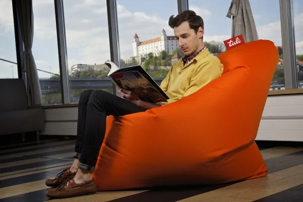 3650 dní pohodlného sedenia