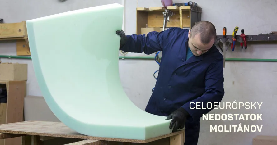 PHASE MEŠKÁ S DODANÍM SEDAČIEK, PRETOŽE VÝROBCOVIA MOLITANU NEDOKÁŽU USPOKOJIŤ CELOEURÓPSKY DOPYT.